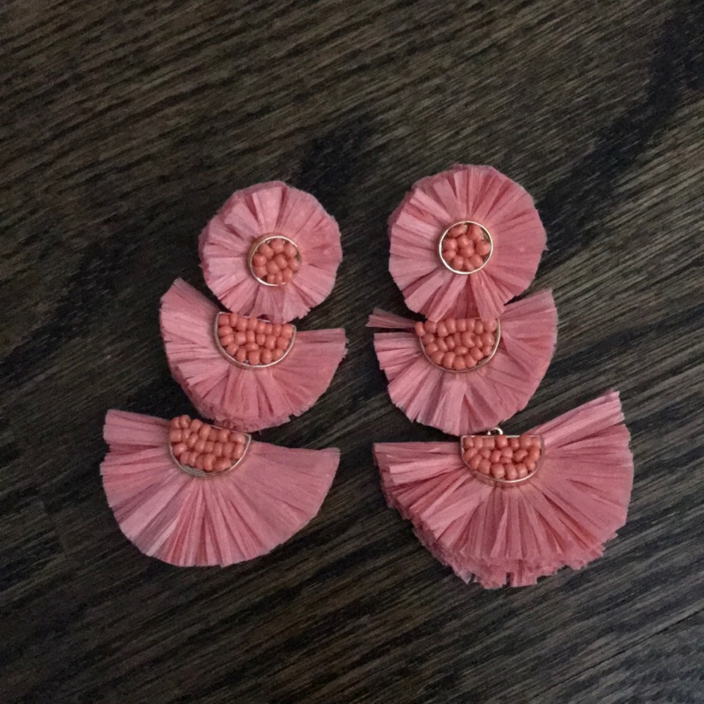Anthropologie style coral raffia trendy earrings